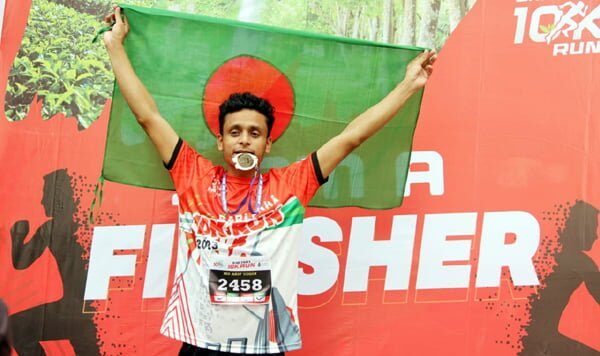 বড়লেখায় ১০কিমি ম্যারাথনে ফিনিশার পদক পেলেন আরিফ - Surma Times | Sylhet News
