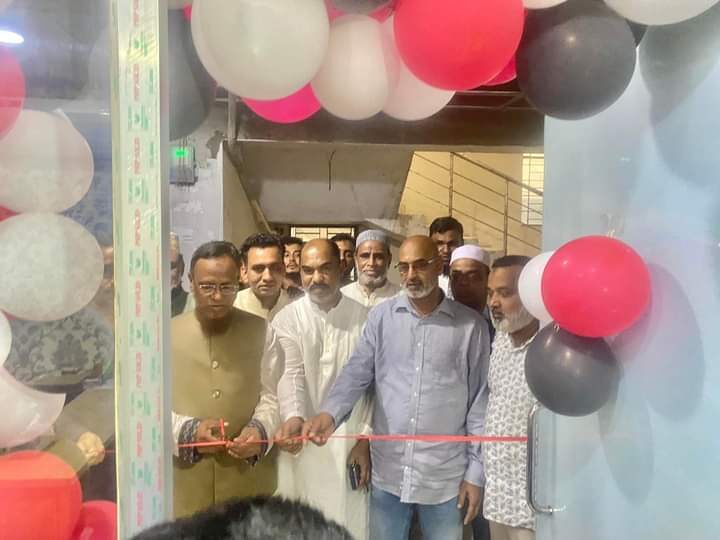 গোন্ডেন ট্রেড এন্ড ট্যুর ট্র্যাভেলস এজেন্সির শুভ উদ্বোধন করেছেন অধ্যাপক জাকির 1 গোন্ডেন ট্রেড এন্ড ট্যুর ট্র্যাভেলস এজেন্সির শুভ উদ্বোধন করেছেন অধ্যাপক জাকির - Surma Times | Sylhet News