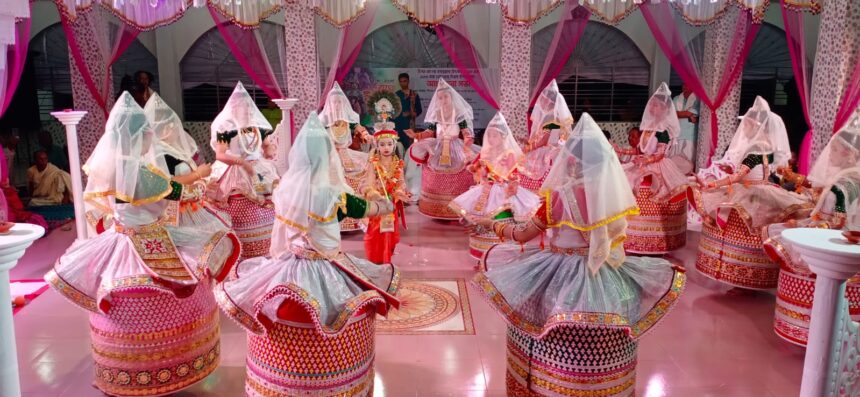 সিলেটে ইন্দো—বাংলা বসন্তরাস উৎসব অনুষ্ঠিত 1 সিলেটে ইন্দো—বাংলা বসন্তরাস উৎসব অনুষ্ঠিত - Surma Times | Sylhet News