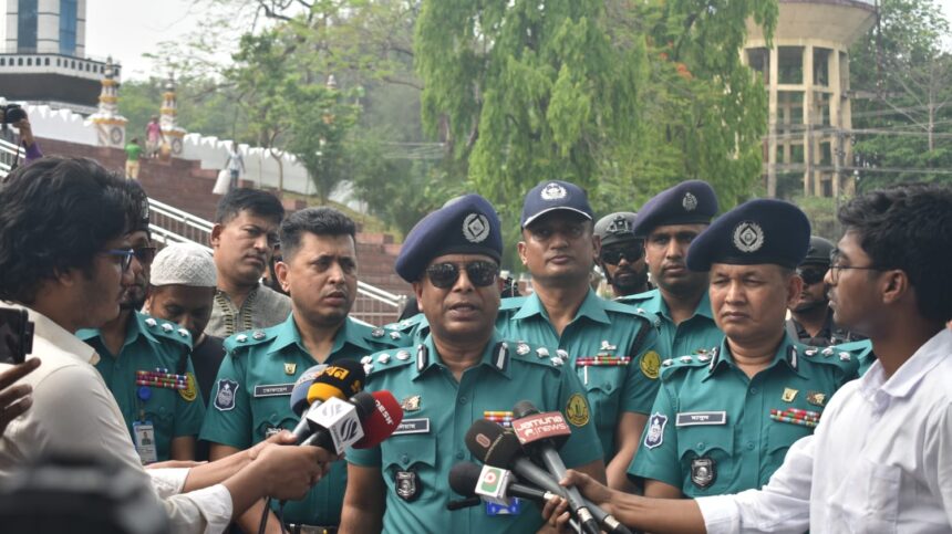 আসন্ন পবিত্র ঈদুল ফিতর উপলক্ষে এসএমপি কমিশনার কর্তৃক কেন্দ্রীয় শাহী ঈদগাহ পরিদর্শন - Surma Times | Sylhet News