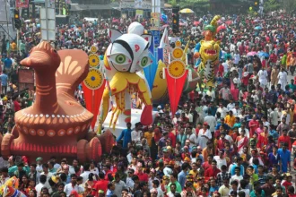 মঙ্গল শোভাযাত্রায় গ্রাসরুটস ও সম্মিলিত সামাজিক আন্দোলনের নানা কর্মসূচী 8 prothomalo_import_media_2019_04_13_d8c21a62d27555510d3f95b8681645c0-5cb1c1b7cf1d0 - Surma Times | Sylhet News