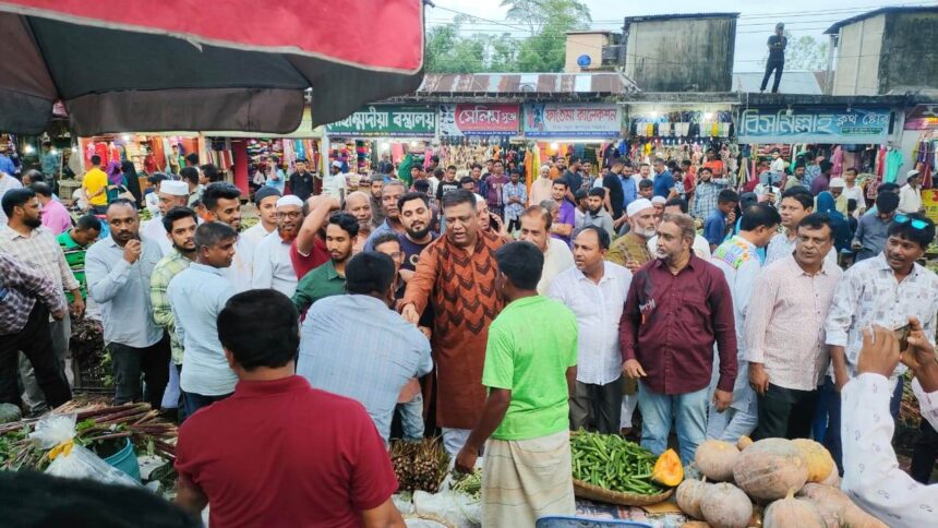 আনোয়ারুজ্জামান চৌধুরীর সমর্থনে ৩৮ ও ৩৯ নং ওয়ার্ডে গণসংযোগ - Surma Times | Sylhet News