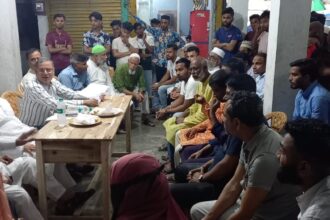 নগরীর ৬নং ওয়ার্ডে পশ্চিমাঞ্চল কমিটির দিকনির্দেশনামূলক সভা অনুষ্ঠিত 20 নগরীর ৬নং ওয়ার্ডে পশ্চিমাঞ্চল কমিটির দিকনির্দেশনামূলক সভা অনুষ্ঠিত - Surma Times | Sylhet News