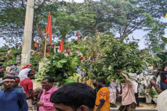 লাকড়ি তোড়ার উরুস শরীফ ও সিলেট বিজয় দিবস বুধবার 14 লাকড়ি তোড়ার উরুস শরীফ ও সিলেট বিজয় দিবস বুধবার - Surma Times | Sylhet News