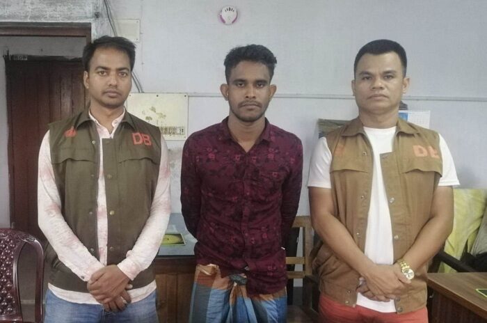 সিলেটে ফেনসিডিলসহ মাদক ব্যাবসায়ী গ্রেফতার - Surma Times | Sylhet News