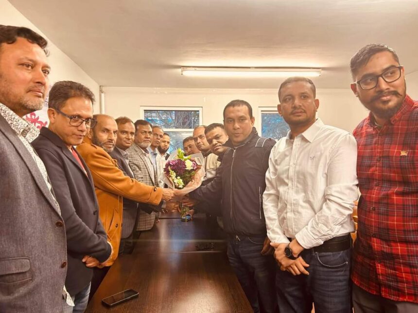 লন্ডনে হবিগঞ্জ চেম্বার প্রেসিডেন্ট মিজানুর রহমান শামিমকে সংবর্ধনা 1 লন্ডনে হবিগঞ্জ চেম্বার প্রেসিডেন্ট মিজানুর রহমান শামিমকে সংবর্ধনা - Surma Times | Sylhet News