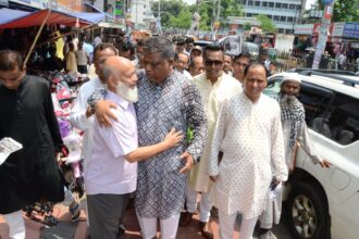 ব্যবসায়ীদের যে কোনো প্রয়োজনে আমাকে পাশে পাবেন : আনোয়ারুজ্জামান চৌধুরী 24 ব্যবসায়ীদের যে কোনো প্রয়োজনে আমাকে পাশে পাবেন : আনোয়ারুজ্জামান চৌধুরী - Surma Times | Sylhet News