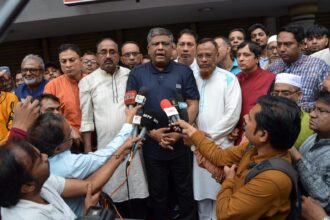 নৌকা জয়ী হলে ইশতেহার বাস্তবায়ন হবে ইনশাল্লাহ: আনোয়ারুজ্জামন চৌধুরী 4 নৌকা জয়ী হলে ইশতেহার বাস্তবায়ন হবে ইনশাল্লাহ: আনোয়ারুজ্জামন চৌধুরী - Surma Times | Sylhet News
