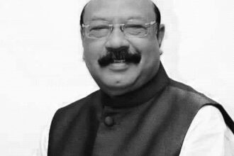 বদর উদ্দিন আহমদ কামরানের তৃতীয় মৃত্যুবার্ষিকীতে মহানগর আওয়ামী লীগের মিলাদ ও দোয়া মাহফিল বৃহস্পতিবার 14 বদর উদ্দিন আহমদ কামরানের তৃতীয় মৃত্যুবার্ষিকীতে মহানগর আওয়ামী লীগের মিলাদ ও দোয়া মাহফিল বৃহস্পতিবার - Surma Times | Sylhet News