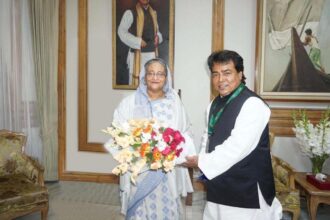 লন্ডনে বঙ্গবন্ধুর ভাস্কর্য স্থাপনকারী আফছার খান সাদেক আসছেন রোববার - Surma Times | Sylhet News