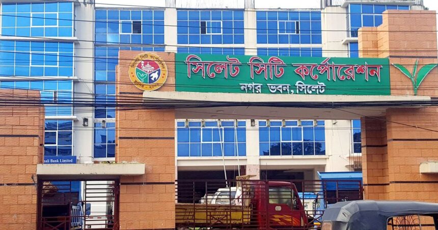সিলেটে সেনা সদস্যের মৃত্যু: সিসিকের প্রধান প্রকৌশলীসহ ৭ জনের বিরুদ্ধে মামলা 1 সিলেটে সেনা সদস্যের মৃত্যু: সিসিকের প্রধান প্রকৌশলীসহ ৭ জনের বিরুদ্ধে মামলা - Surma Times | Sylhet News