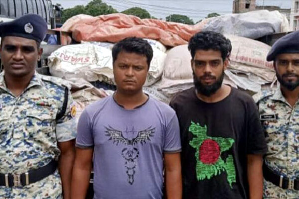 নগরীতে ভারতীয় চিনিসহ আটক ২ - Surma Times | Sylhet News