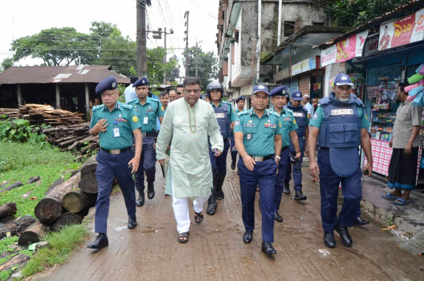 আখালিয়াকাণ্ডে ফেসবুক লাইভকারীদের বিরুদ্ধে ব্যবস্থা: সিলেটের পুলিশ কমিশনার - Surma Times | Sylhet News