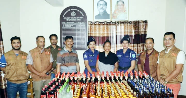 জৈন্তাপুরে ভারতীয় মদসহ মাদক কুইন গ্রেফতার 1 জৈন্তাপুরে ভারতীয় মদসহ মাদক কুইন গ্রেফতার - Surma Times | Sylhet News