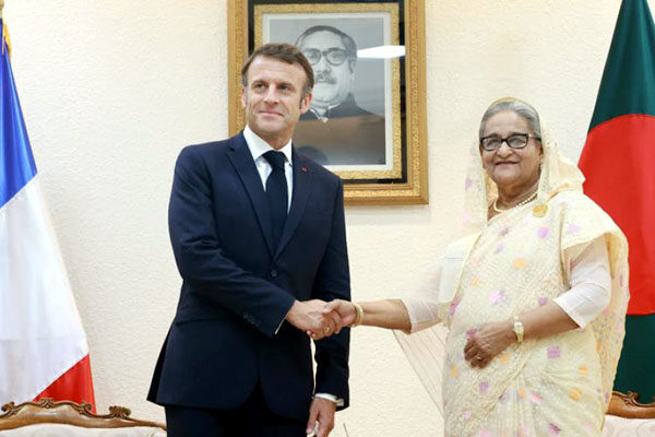 বাংলাদেশ-ফ্রান্স দ্বিপাক্ষিক সম্পর্কে আজ ঐতিহাসিক দিন: প্রধানমন্ত্রী 1 বাংলাদেশ-ফ্রান্স দ্বিপাক্ষিক সম্পর্কে আজ ঐতিহাসিক দিন: প্রধানমন্ত্রী - Surma Times | Sylhet News
