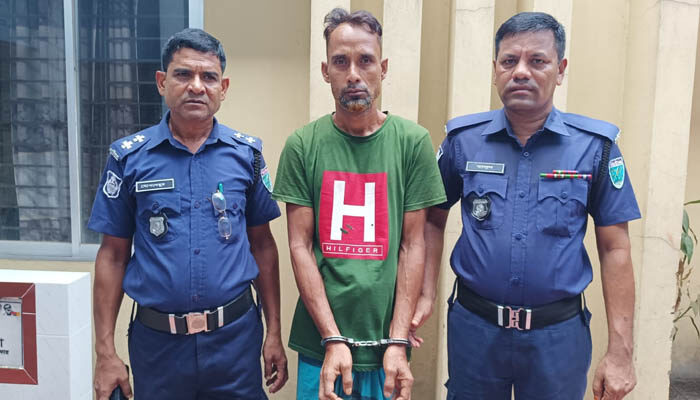 গোলাপগঞ্জে ডাকাত মোল্লা ফজলু গ্রেফতার 1 গোলাপগঞ্জে ডাকাত মোল্লা ফজলু গ্রেফতার - Surma Times | Sylhet News
