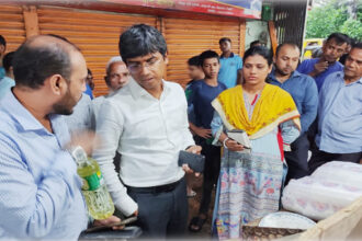আম্বরখানায় সিলেট জেলা প্রশাসনের অভিযান 4 আম্বরখানায় সিলেট জেলা প্রশাসনের অভিযান - Surma Times | Sylhet News