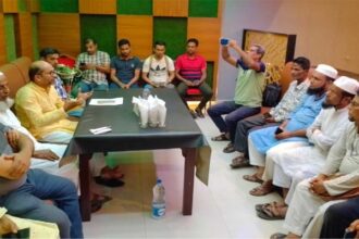 গোলাপগঞ্জে কর্মরত সাংবাদিকদের সাথে এলিম চৌধুরীর মতবিনিময় অনুষ্ঠিত - Surma Times | Sylhet News