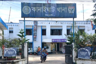 কানাইঘাট থানা পুলিশের চোরাচালান বিরোধী অভিযান জোরদার-অর্ধকোটি টাকার মালামাল আটক 10 কানাইঘাট থানা পুলিশের চোরাচালান বিরোধী অভিযান জোরদার-অর্ধকোটি টাকার মালামাল আটক - Surma Times | Sylhet News