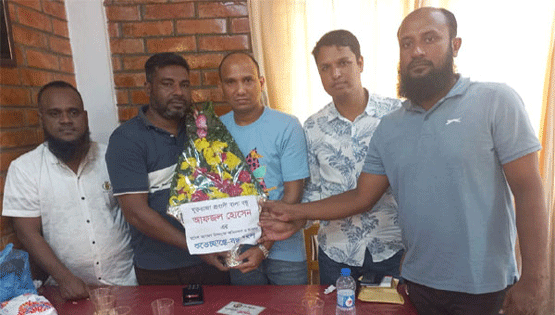 যুক্তরাজ্য প্রবাসী আফজল হোসেনকে সংবর্ধনা - Surma Times | Sylhet News
