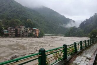 সিকিমে আকস্মিক বন্যা, ২৩ ভারতীয় সেনা নিখোঁজ 20 সিকিমে আকস্মিক বন্যা, ২৩ ভারতীয় সেনা নিখোঁজ - Surma Times | Sylhet News