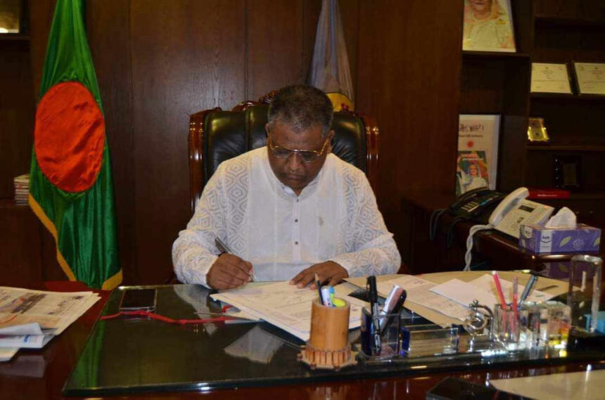 মসজিদের উন্নয়নকাজে স্বাক্ষর করে দিন শুরু করলেন মেয়র আনোয়ারুজ্জামান চৌধুরী - Surma Times | Sylhet News