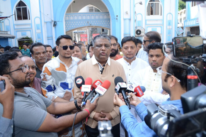 স্বাস্থ্যকর বাসযোগ্য নগরীর গড়তে সবার সহযোগীতা চাই : আনোয়ারুজ্জামান চৌধুরী 1 স্বাস্থ্যকর বাসযোগ্য নগরীর গড়তে সবার সহযোগীতা চাই : আনোয়ারুজ্জামান চৌধুরী - Surma Times | Sylhet News