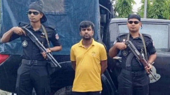 শাবিপ্রবি ছাত্রলীগের সাধারণ সম্পাদক সজিব গ্রেফতা র 1 শাবিপ্রবি ছাত্রলীগের সাধারণ সম্পাদক সজিব গ্রেফতা র - Surma Times | Sylhet News