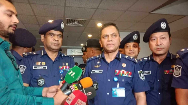 দুর্গাপূজা নিয়ে কোনো নিরাপত্তা ঝুঁকি নেই: আইজিপি 1 দুর্গাপূজা নিয়ে কোনো নিরাপত্তা ঝুঁকি নেই: আইজিপি - Surma Times | Sylhet News