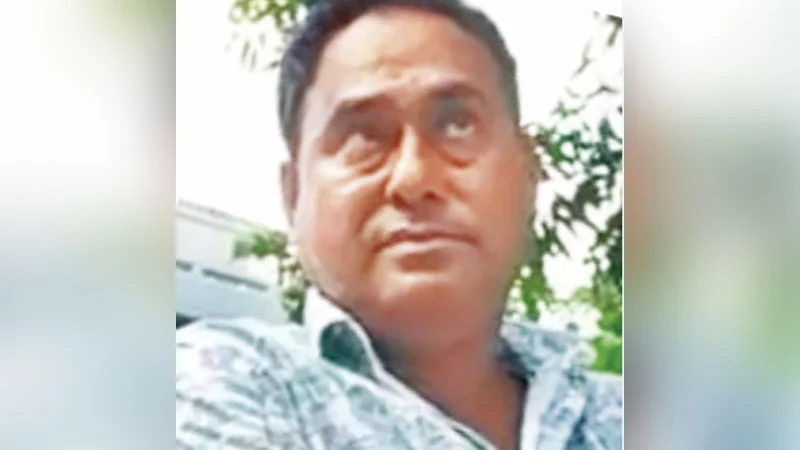 সাব- রেজিস্ট্রার লুৎফর নিজে বেতন পান ৭০ হাজার, থাকেন ২ কোটি টাকার ফ্ল্যাটে 1 সাব- রেজিস্ট্রার লুৎফর নিজে বেতন পান ৭০ হাজার, থাকেন ২ কোটি টাকার ফ্ল্যাটে - Surma Times | Sylhet News