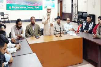 গণতন্ত্র সুপ্রতিষ্ঠিত করতে ছাত্রদলকে অগ্রণী ভুমিকা পালনের আহ্বান হাকিম চৌধুরীর 12 গণতন্ত্র সুপ্রতিষ্ঠিত করতে ছাত্রদলকে অগ্রণী ভুমিকা পালনের আহ্বান হাকিম চৌধুরীর - Surma Times | Sylhet News