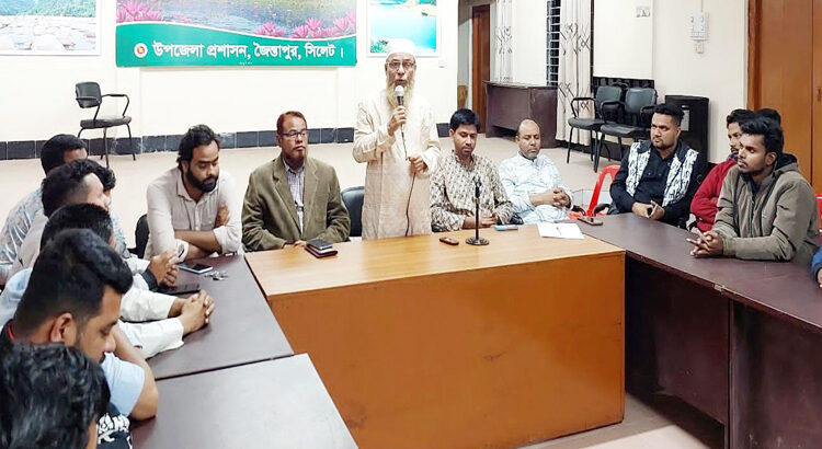 গণতন্ত্র সুপ্রতিষ্ঠিত করতে ছাত্রদলকে অগ্রণী ভুমিকা পালনের আহ্বান হাকিম চৌধুরীর 1 গণতন্ত্র সুপ্রতিষ্ঠিত করতে ছাত্রদলকে অগ্রণী ভুমিকা পালনের আহ্বান হাকিম চৌধুরীর - Surma Times | Sylhet News