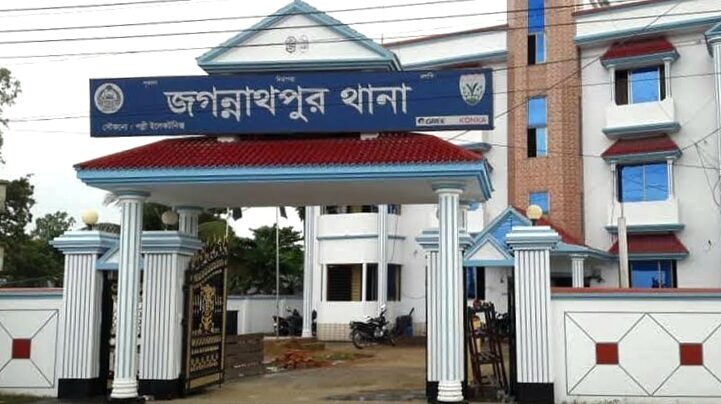 গাছ ও বাঁশ কেটে নেওয়ার ঘটনায় একমাসেও মামলা নেয়নি পুলিশ 1 গাছ ও বাঁশ কেটে নেওয়ার ঘটনায় একমাসেও মামলা নেয়নি পুলিশ - Surma Times | Sylhet News