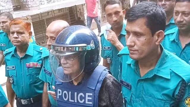 সাবেক মন্ত্রী উবায়দুল মোকতাদির ৫ দিনের রিমান্ডে 1 সাবেক মন্ত্রী উবায়দুল মোকতাদির ৫ দিনের রিমান্ডে - Surma Times | Sylhet News