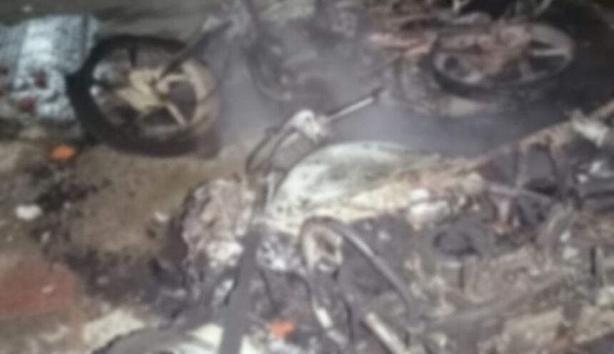 কোম্পানীগঞ্জে মোবাইল চার্জ নিয়ে সংঘর্ষে অর্ধশতাধিক আহত 1 কোম্পানীগঞ্জে মোবাইল চার্জ নিয়ে সংঘর্ষে অর্ধশতাধিক আহত - Surma Times | Sylhet News