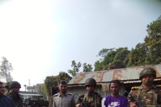 নবীগঞ্জে যৌথ অভিযানে ৬২২ পিস ইয়াবাসহ মাদক ব্যবসায়ী গ্রেফতার 26 নবীগঞ্জে যৌথ অভিযানে ৬২২ পিস ইয়াবাসহ মাদক ব্যবসায়ী গ্রেফতার - Surma Times | Sylhet News