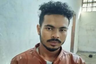 বালিশ চাপা দিয়ে স্ত্রীকে খুন, স্বামী আটক 8 বালিশ চাপা দিয়ে স্ত্রীকে খুন, স্বামী আটক - Surma Times | Sylhet News