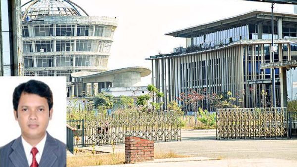 নারী সহকর্মী নিয়ে রাত্রিযাপন: সিলেট হাইটেক পার্কের উপ-পরিচালক বহিষ্কার - Surma Times | Sylhet News