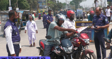 সড়কে দুর্ঘটনা প্রতিরোধ ও শৃঙ্খলা ফেরাতে ‘অ্যাকশনে’ সিলেটের চার জেলার ট্রাফিক পুলিশ