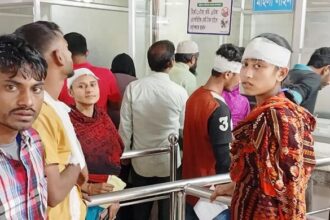 সিইপিজেড দুই পোশাক কারখানার শ্রমিকদের সংঘর্ষ, আহত অর্ধশতাধিক 14 সিইপিজেড দুই পোশাক কারখানার শ্রমিকদের সংঘর্ষ, আহত অর্ধশতাধিক - Surma Times | Sylhet News