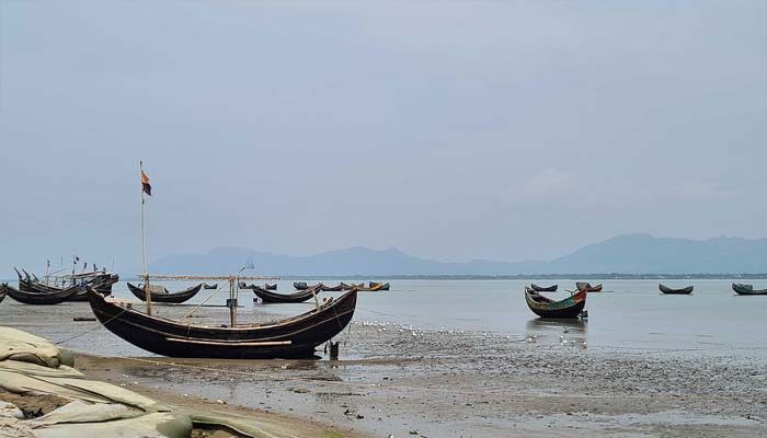 ৮ বছর পর নাফ নদীতে মাছ ধরার অনুমতি - Surma Times | Sylhet News
