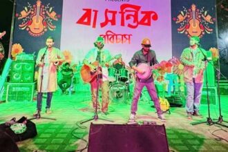 বাধার মুখে কনসার্ট বন্ধ, জঙ্গলে লুকিয়ে ছিল ব্যান্ড কৃষ্ণপক্ষ 16 বাধার মুখে কনসার্ট বন্ধ, জঙ্গলে লুকিয়ে ছিল ব্যান্ড কৃষ্ণপক্ষ - Surma Times | Sylhet News