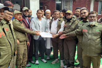 সিলেটে বনকর্মীদের কর্মবিরতি ও স্মারকলিপি প্রদান 16 সিলেটে বনকর্মীদের কর্মবিরতি ও স্মারকলিপি প্রদান - Surma Times | Sylhet News