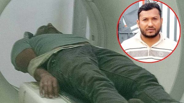 যুবলীগ নেতার হামলায় গোয়াইনঘাটে মৃত্যুপথযাত্রী বাহার 1 যুবলীগ নেতার হামলায় গোয়াইনঘাটে মৃত্যুপথযাত্রী বাহার - Surma Times | Sylhet News