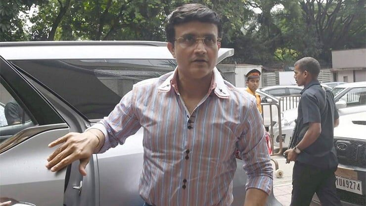 সড়ক দুর্ঘটনার শিকার সৌরভ গাঙ্গুলি,অল্পের জন্য প্রাণে বাঁচলেন - Surma Times | Sylhet News