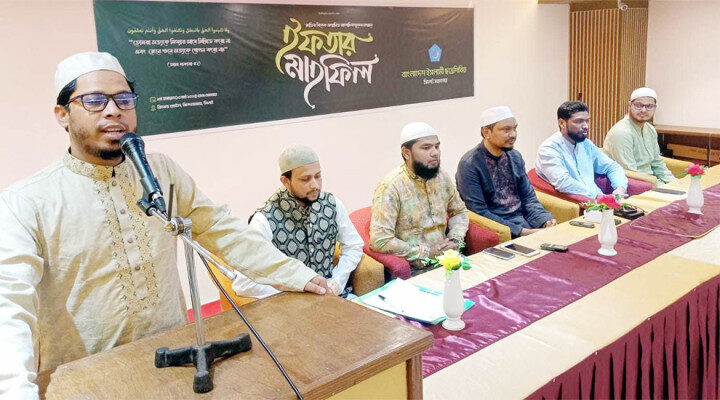 সিলেটে সাংবাদিকদের নিয়ে ছাত্রশিবিরের ইফতার মাহফিল - Surma Times | Sylhet News