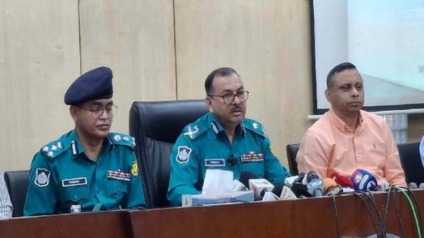 নিরাপত্তা কর্মীরা ‘অক্সিলারি পুলিশ ফোর্স’ হিসেবে কাজ করবেন,গ্রেফতার ও করতে পারবেন - Surma Times | Sylhet News