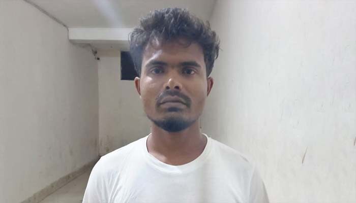 জিন্দাবাজারে পুলিশের ওপর হামলার ঘটনায় যুবক গ্রেফতার 1 জিন্দাবাজারে পুলিশের ওপর হামলার ঘটনায় যুবক গ্রেফতার - Surma Times | Sylhet News