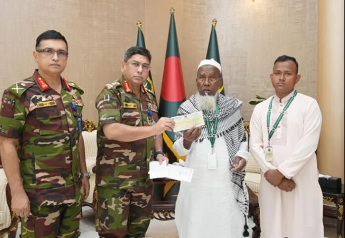 শহীদ আবু সাঈদের পরিবারকে সেনা প্রধানের আর্থিক সহায়তা প্রদান 1 শহীদ আবু সাঈদের পরিবারকে সেনা প্রধানের আর্থিক সহায়তা প্রদান - Surma Times | Sylhet News