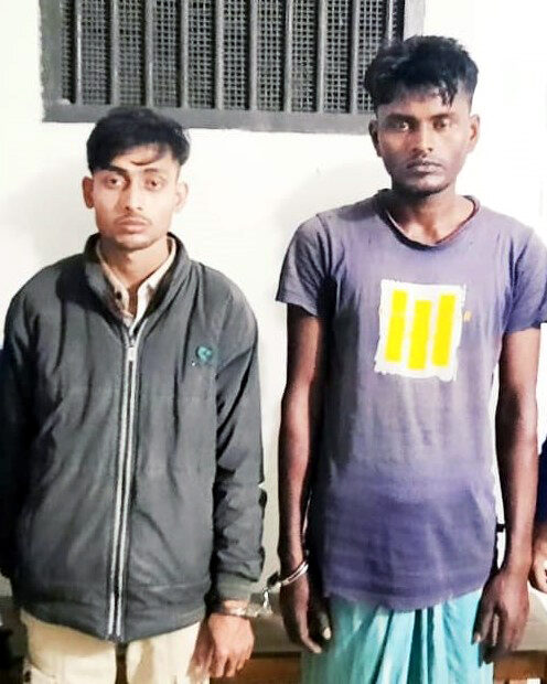 সুনামগঞ্জে সম্ভ্রম বাঁচাতে সিএনজি থেকে লাফিয়ে পড়লেন কিশোরী, ধর্ষণ চেষ্টায় জড়িত দু’জন গ্রেফতার 1 সুনামগঞ্জে সম্ভ্রম বাঁচাতে সিএনজি থেকে লাফিয়ে পড়লেন কিশোরী, ধর্ষণ চেষ্টায় জড়িত দু’জন গ্রেফতার - Surma Times | Sylhet News